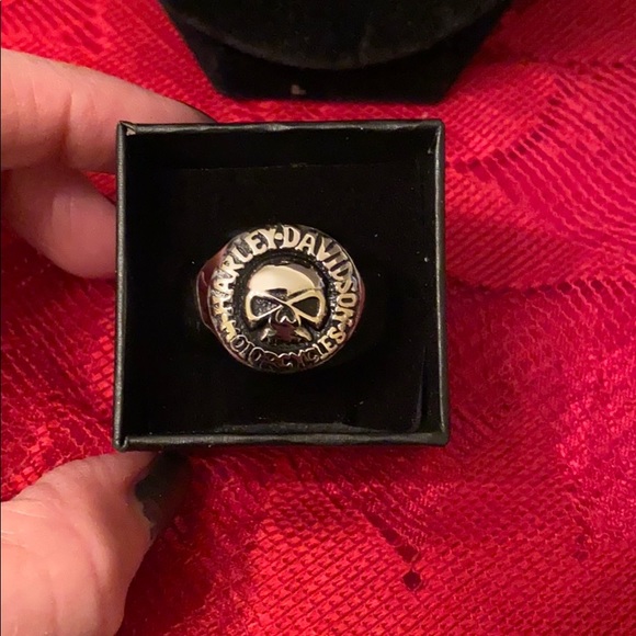 Limited! Willie G Skull HD Men’s Rings - Picture 2 of 4